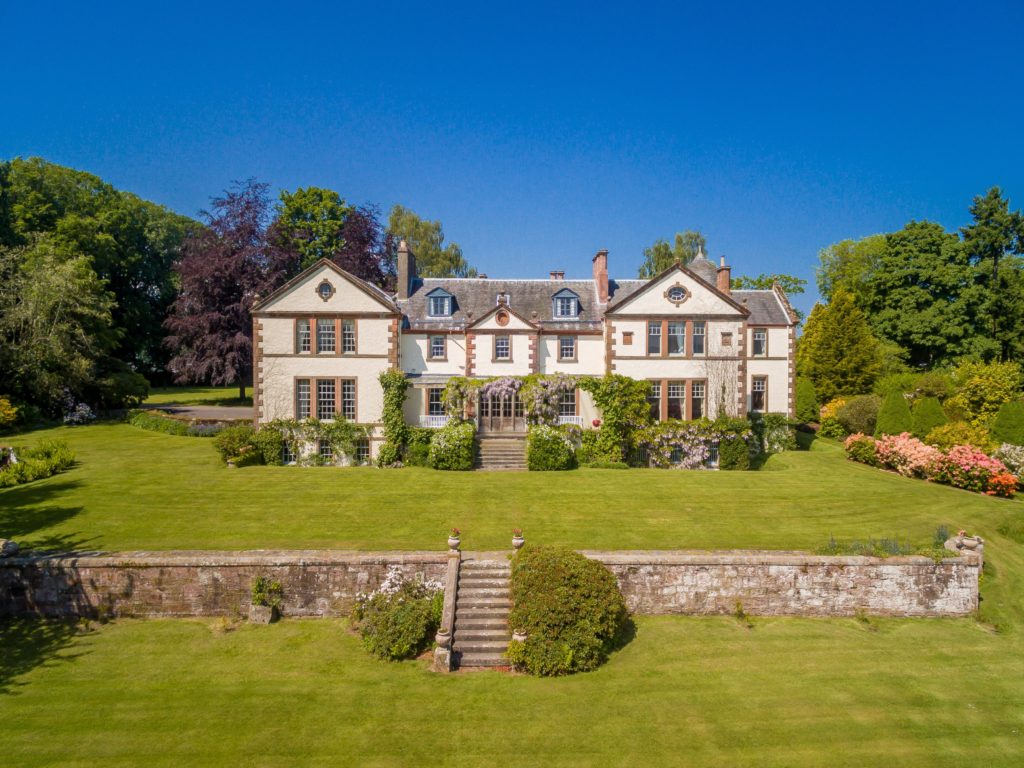 Jordanstone House, Blairgowrie - Cottages & Castles