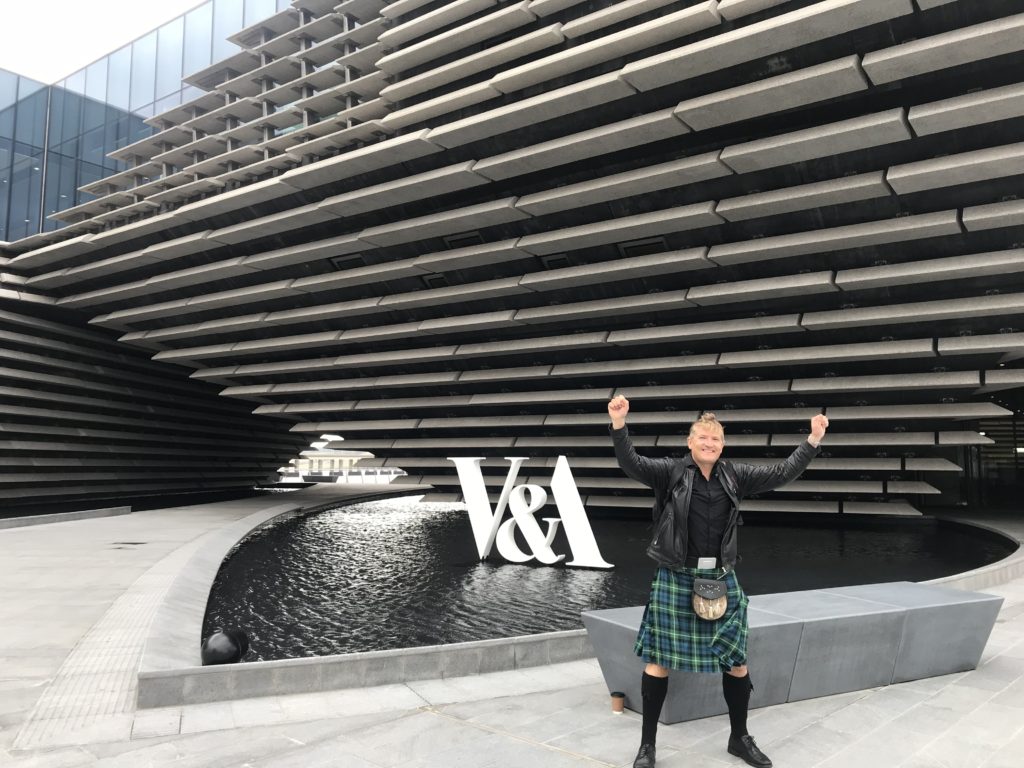 Robin at the V&A Museum, Dundee