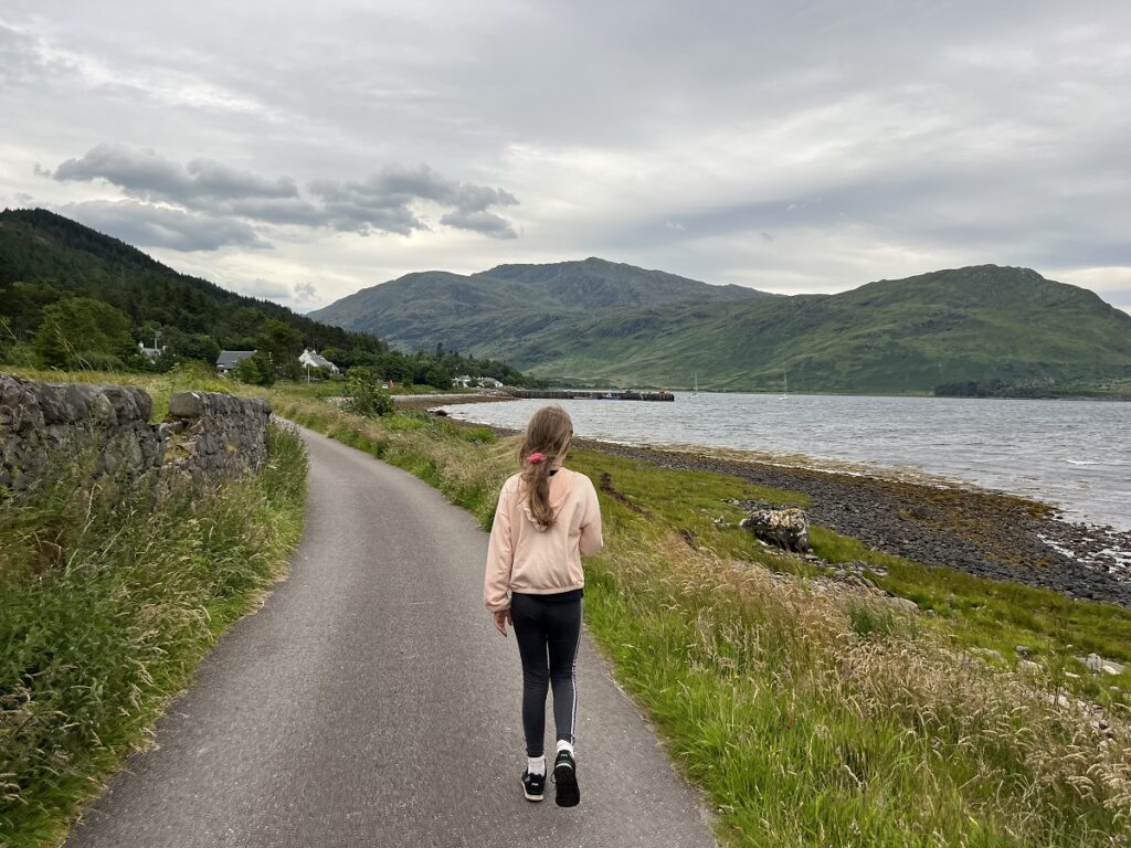 Walking from the Wee Hooses to Inverie, Knoydar